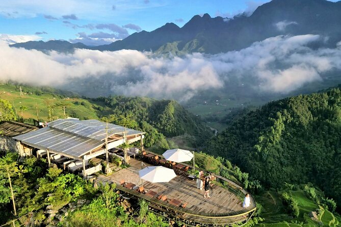 Sapa Half Day Private Car or Motorbike Customized Scenic Tour - Silver Waterfall: a short stop with a longer road