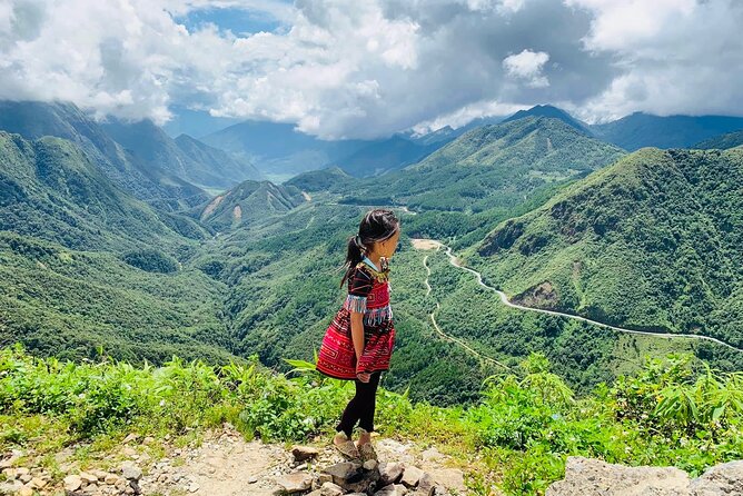 Sapa Motorbike Tour With Local Guide 1 Day - Waterfalls, Villages - Silver Waterfall and the short climb