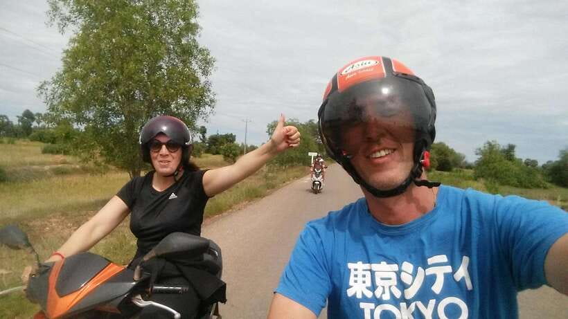 Siem Reap: 3-Hour Ancient Trails Motorbike Tour - Group size, guide style, and safety