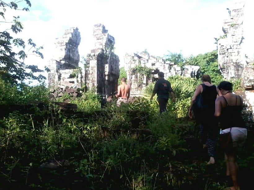 Siem Reap: 8-Hour Forgotten Treasures Motorbike Tour - What this motorbike day is really about