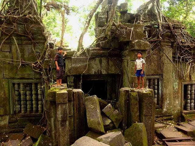 Siem Reap: 8-Hour Forgotten Treasures Motorbike Tour - A sandy riverbank before returning to Siem Reap
