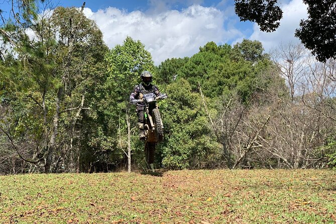 Single Day Enduro Tour - Guides and the private format
