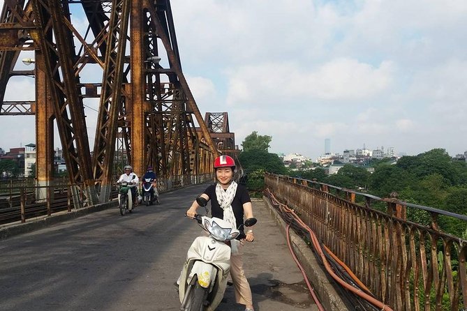 Small-group motorbike sightseeing and food tour in Hanoi - What $48.21 really buys you