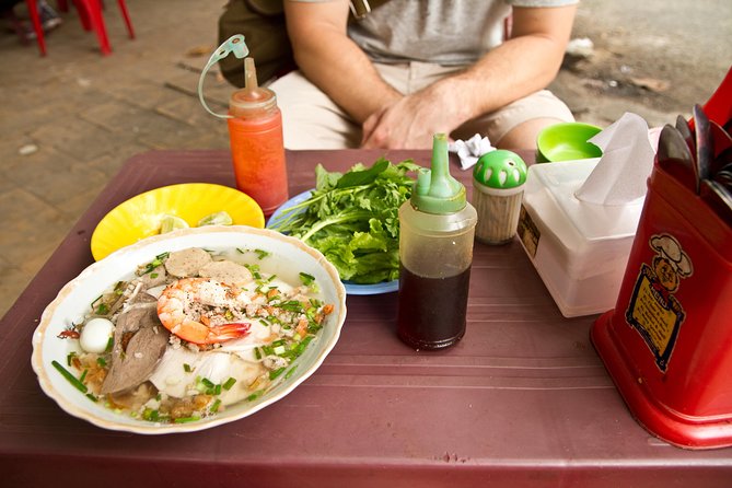 Small-group Street Food Lover by Motorbike (04 hours) - The guide makes the difference