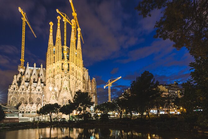 Tapas & Sidecar Motorcycle Barcelona Tour - Plaça d’Espanya completes the city overview