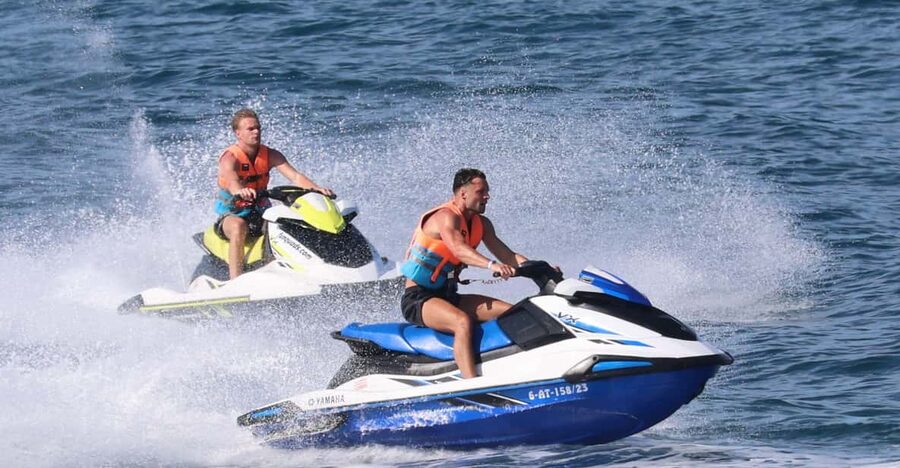 Valencia: Excursión en Moto de Agua + Paddle Surf - A Jet Ski Start at Valencia’s Marina