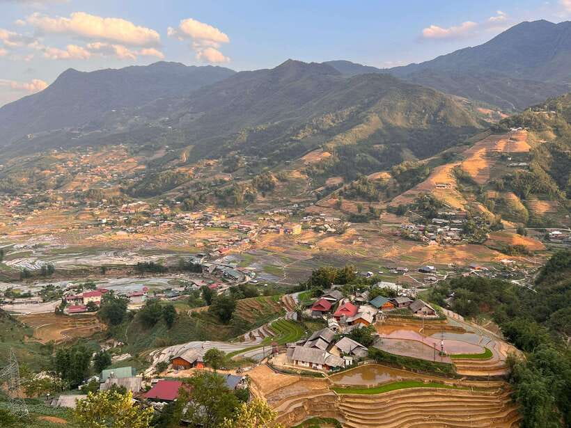 Visit all place in Sa Pa with easy riders - Y Linh Ho and Lao Chai reveal the Muong Hoa Valley