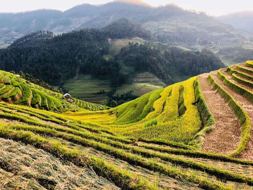 Visit all place in Sa Pa with easy riders - O Quy Ho Pass brings the biggest road views